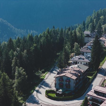 Hotel Fantelli Folgarida Luaran gambar
