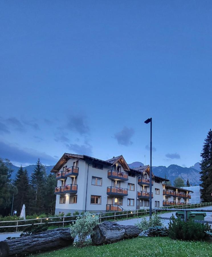 Hotel Fantelli Folgarida Luaran gambar