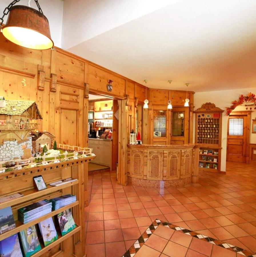 Hotel Fantelli Folgarida Luaran gambar