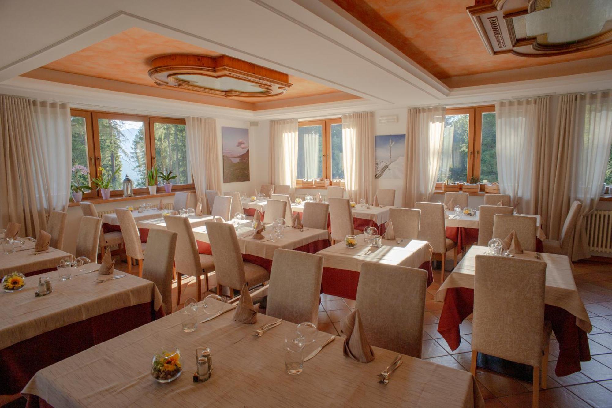 Hotel Fantelli Folgarida Luaran gambar