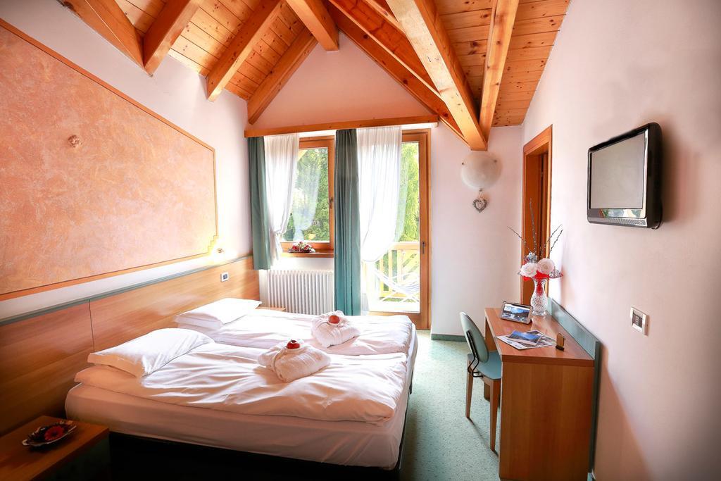 Hotel Fantelli Folgarida Luaran gambar