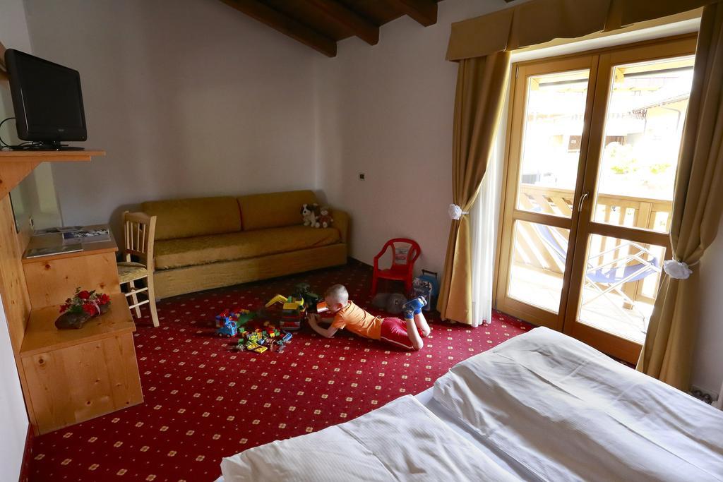 Hotel Fantelli Folgarida Luaran gambar