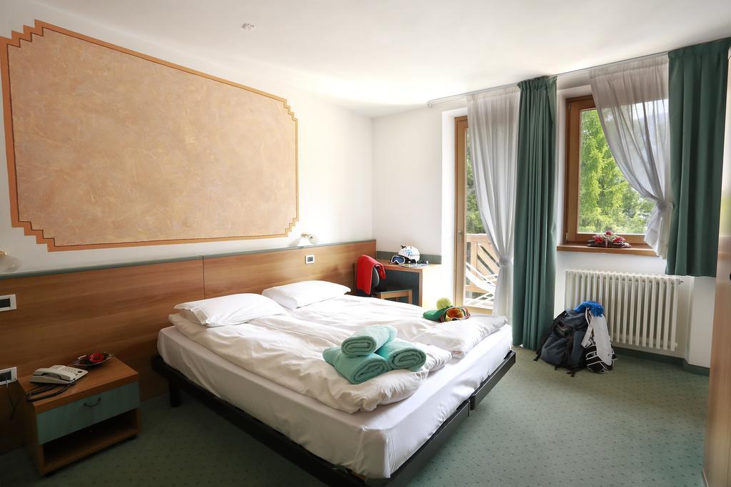 Hotel Fantelli Folgarida Luaran gambar